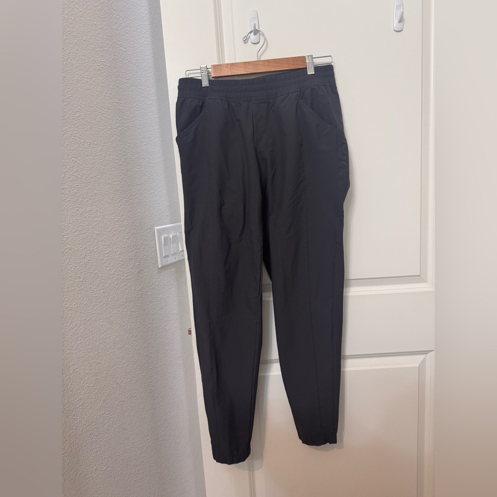 The North Face Women’s Charcoal Pants